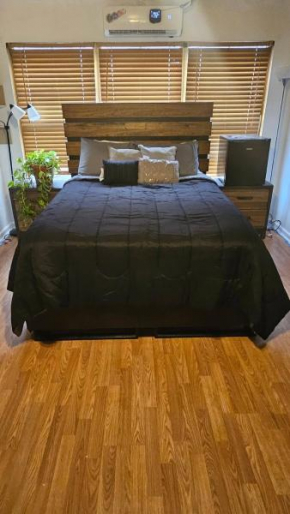 COMFY PRIVATE ROoM #1